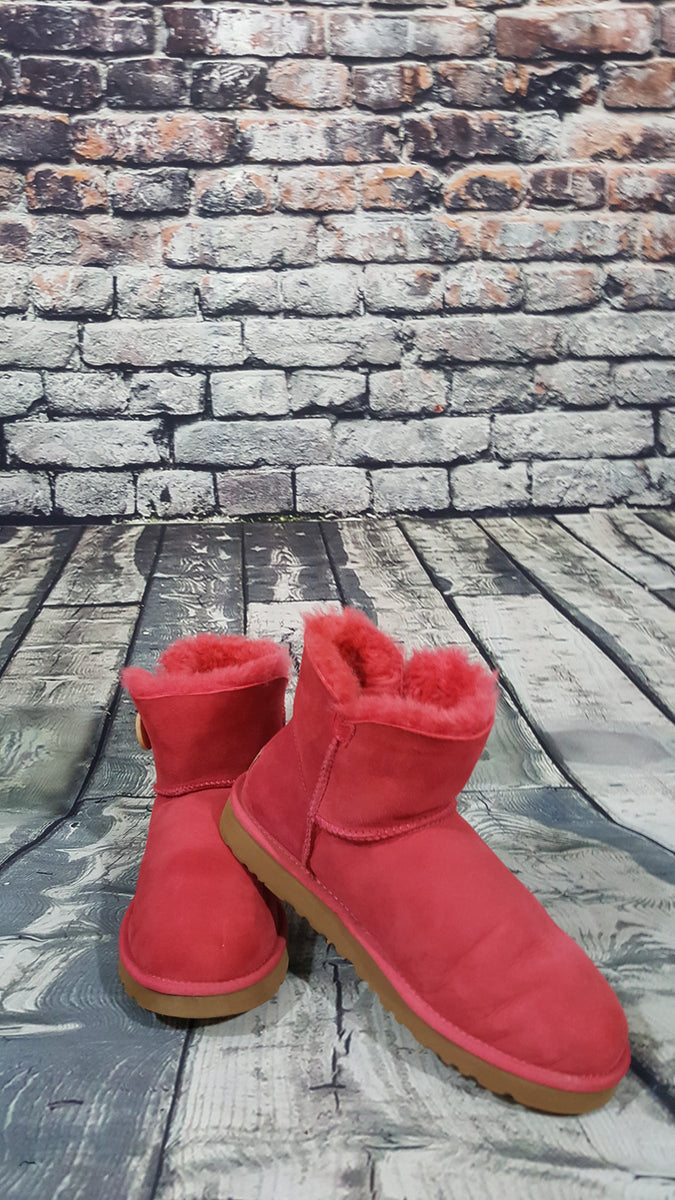 Red ugg mini cheap boots