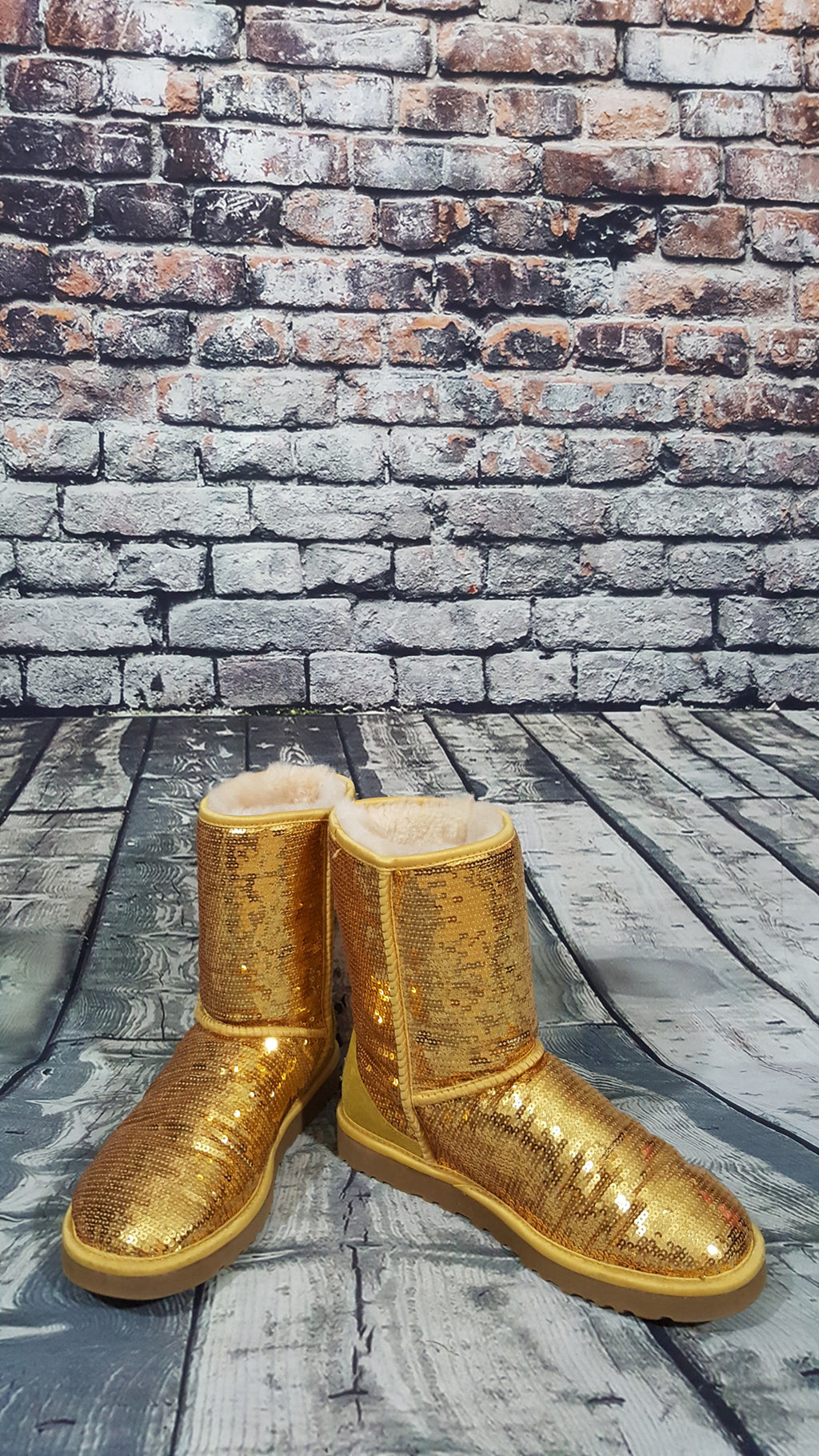 UGG  - Stylish  Gold Boots